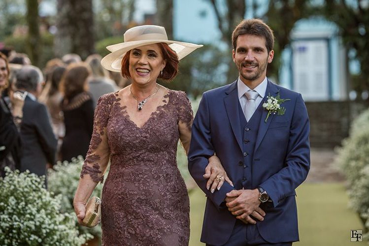 vestido-para-mae-dos-noivos-casa-assuf-foto-reproducao-internet-capa